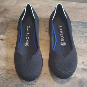 Rothy's Women's Black and Blue Flats